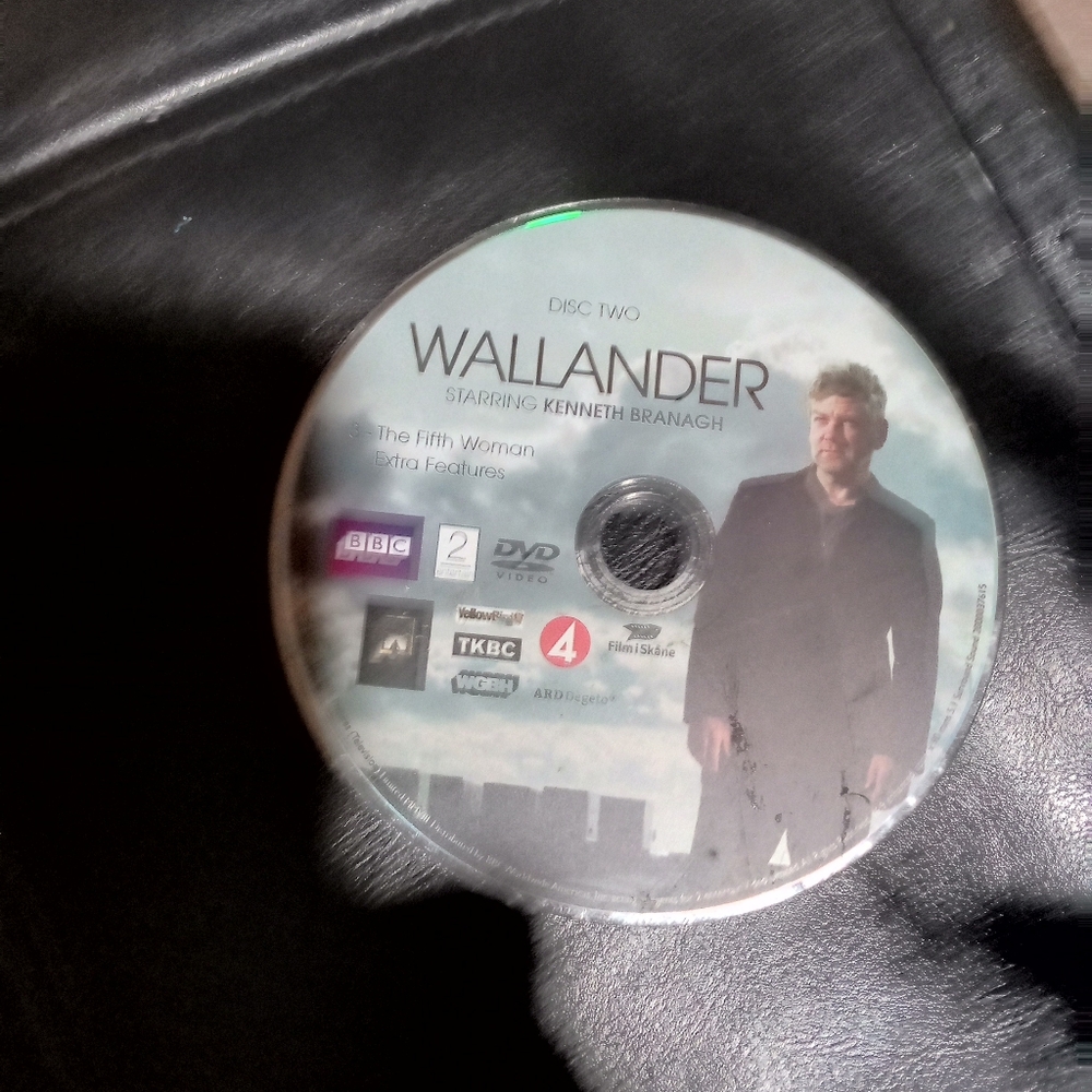 WALLANDER DISC TWO BUT ONE DISC DVD STARRING KENNETH Branagh